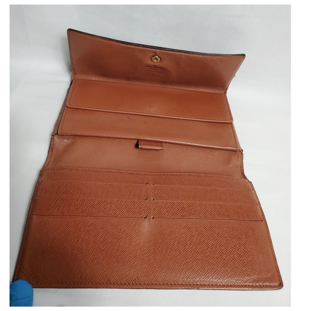 Authentic Preowned LV International Wallet
